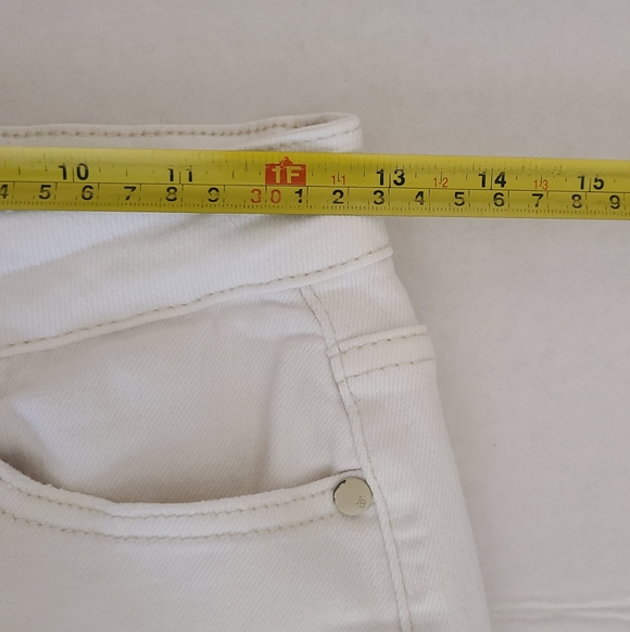 Judy Blue Wide Leg Crop 5 Button Fly Jeans White Sz 3/26 - Picture 13 of 16